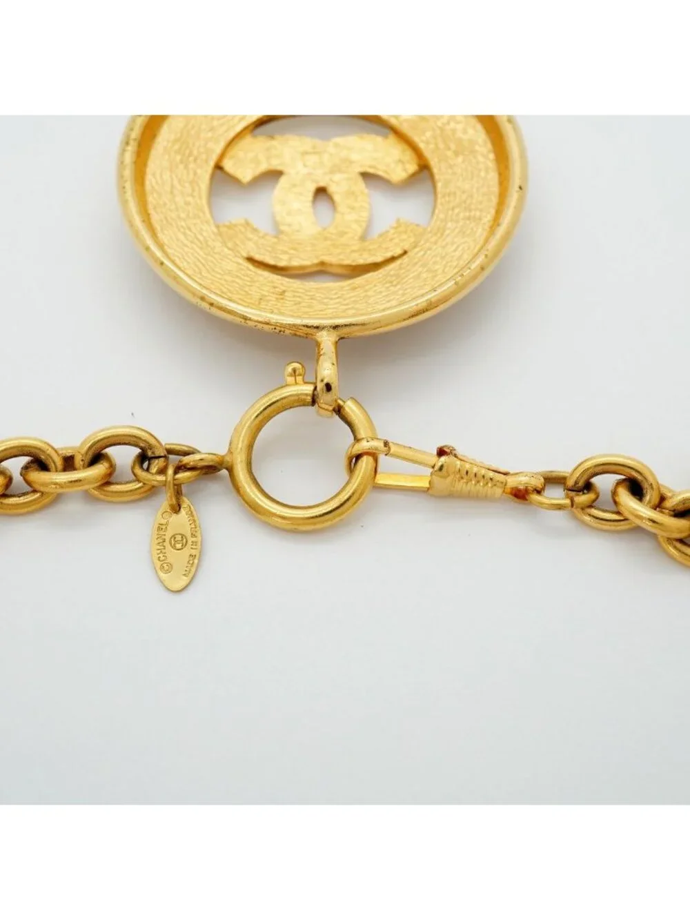 Chanel necklace vintage